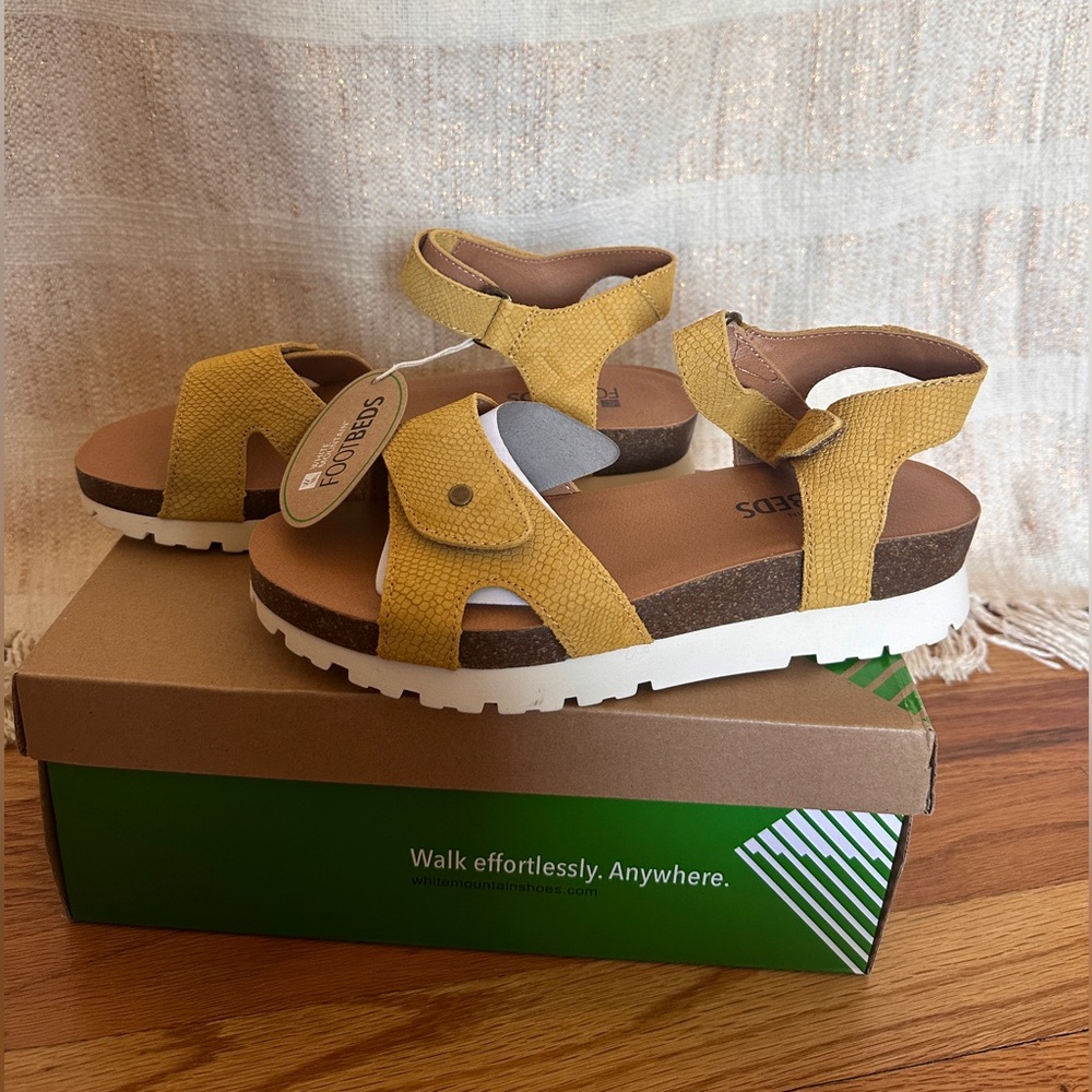 White Mountain Footbed Yellow Platform Sandals